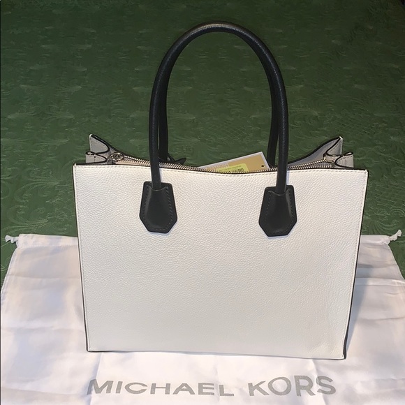 Michael Kors LG Conv tote in white leather - Picture 2 of 4
